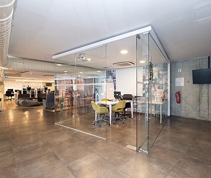 4 Levent Satılık Ofis Binası